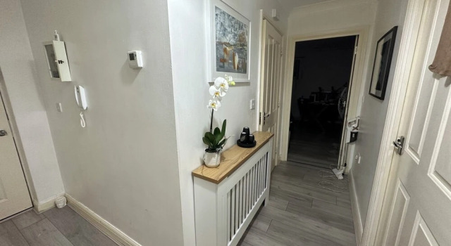 Апартаменты Charming Mi Casa Es Tu Casa 2-bed in Dagenham