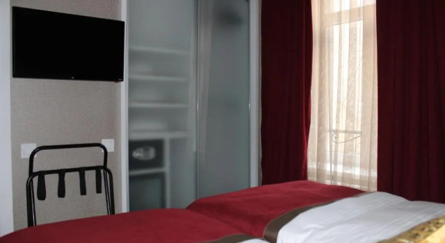 Art Rooms, Prenota Hotel Hotel a Tbilisi con parcheggio, Parcheggio