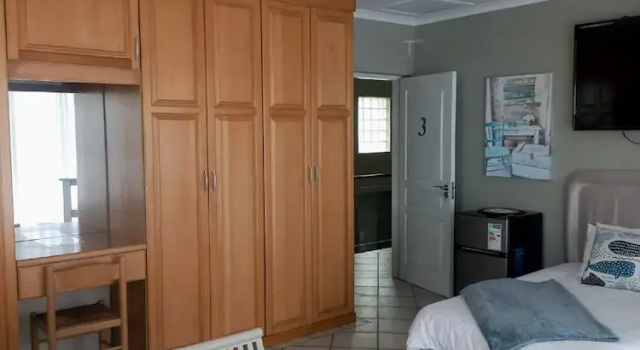Waves of Mercy, Book Bed and Breakfast Trafalgar Durban South Coast