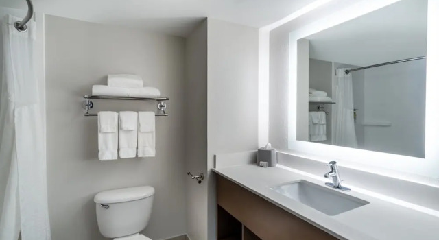 Номер Standard Holiday Inn Express Hotel & Suites Bluffton at Hilton Head Area by IHG