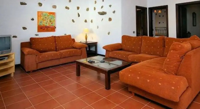 Villa - 2 Bedrooms with Pool and WiFi - 106086, Забронировать Вилла Отели Ланцароте 3 звезды, 3*