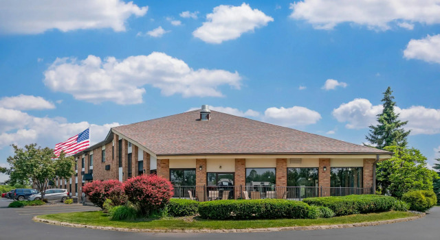 Quality Inn Grand Rapids South-Byron Center, Buchen Sie Hotel Cutlerville Michigan