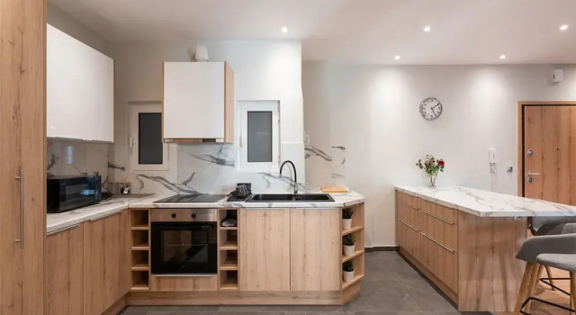 LIV - Cozy Urban Apartment in Pagrati