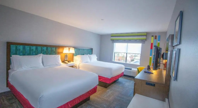 Четырёхместный номер Standard Hampton Inn North Attleboro, Ma