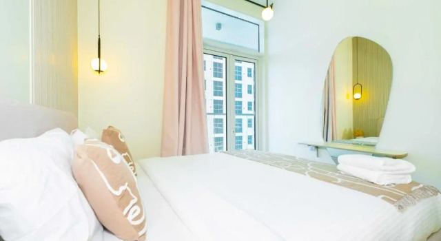 Апартаменты LUX The Modern Marina Suite 2 bed