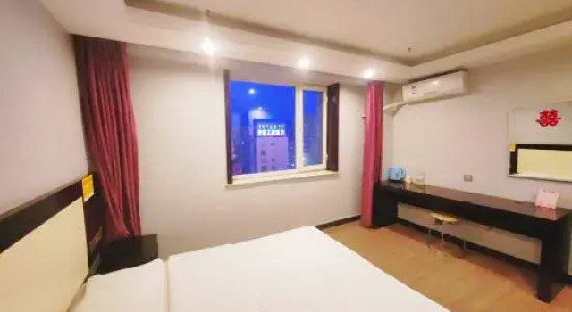 Люкс Deluxe Yadu Hotel (Railway Station)