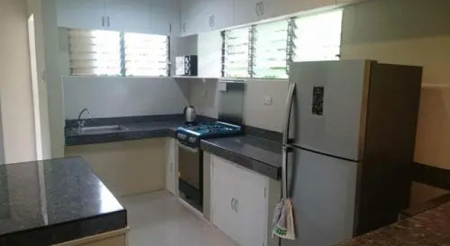 Lala's Transient House, Buchen Sie Hotel Sibonga Philippinen