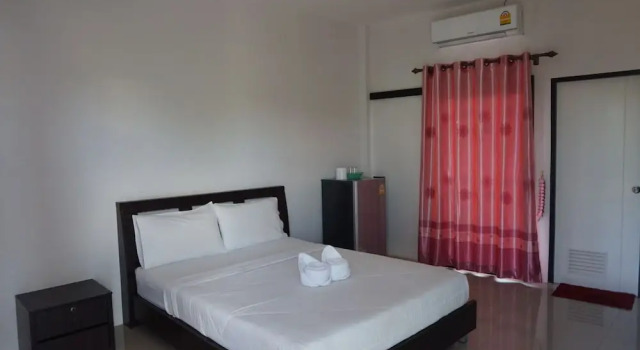 Двухместный номер Standard с балконом Sandee Homeplace