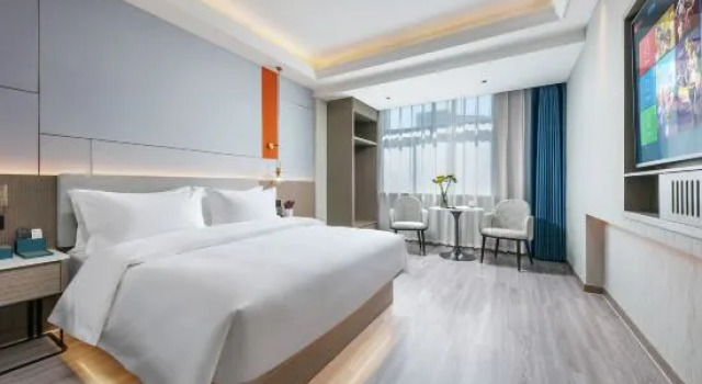 Люкс CEO Huayue Hotel (Yiwu Yiting Branch)