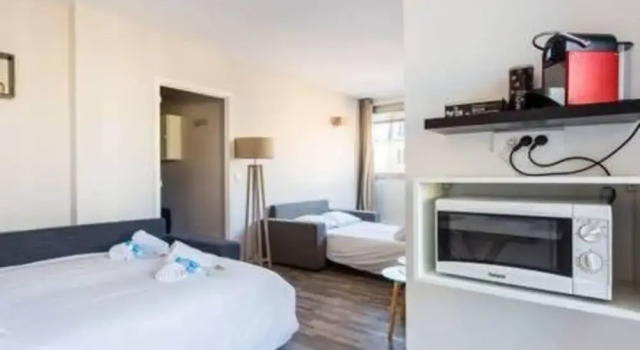 Quiet Studio - 4P - Saint-lambert/tour Eiffel, Забронировать Апарт-отель Отели Парижа с парковкой, рядом с Espace Nadeshiko Paris France, Парковка