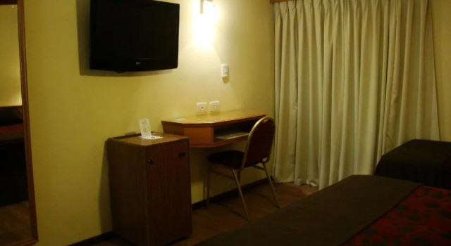 Номер Standard Hotel Plaza