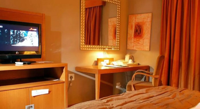 Люкс Executive Juanita Hotel