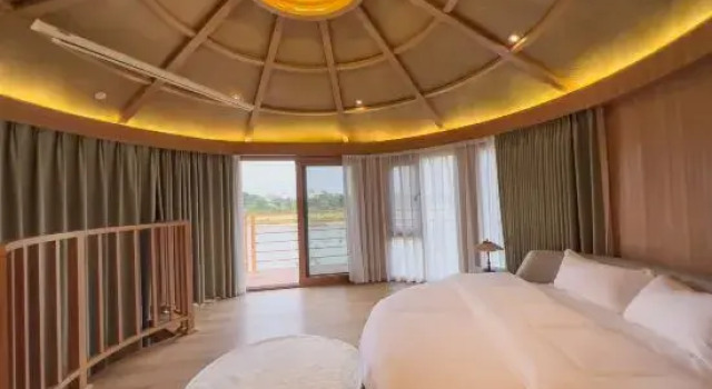 Тент Sanqian Yinhe International Camping Hotel