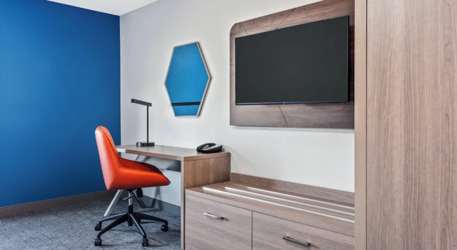Двухместный номер Standard Holiday Inn Express Hotel & Suites Chicago-Algonquin by IHG