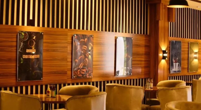 Kashmiri Lodges