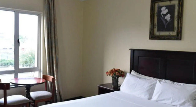 Regal Inn PMBurg, Забронировать Отель Питермарицбург Midlands, рядом с Comrades Marathon House