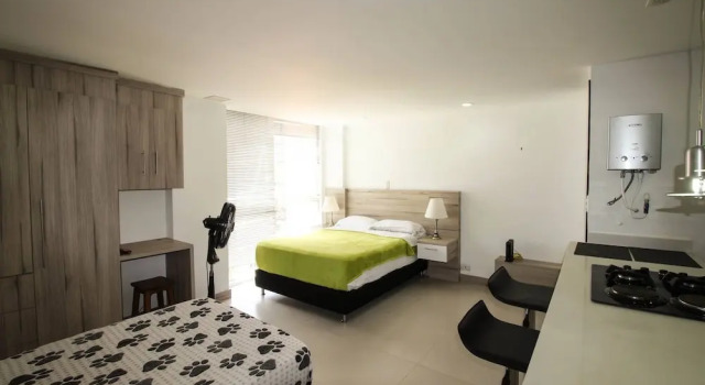 Apartamento Estudio Con 3 Camas Poblado Piso Alto, Prenota Appartamento Medellín Antioquia