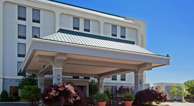Двухместный номер Study Hampton Inn Louisville Northeast