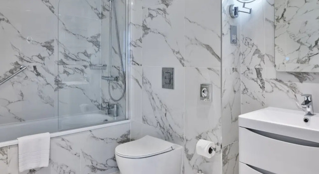 Четырёхместный семейный номер Standard Dover Marina Hotel & Spa, Tapestry Collection by Hilton