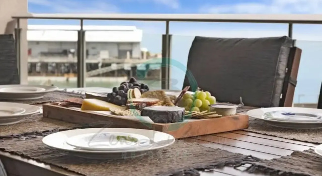 ZEN PARADISE - 2-BR Waterfront Ocean View Retreat, Забронировать Апартаменты/квартира Апартаменты Дарвин, рядом с Храм Чунг-Ва, Апартаменты/квартира