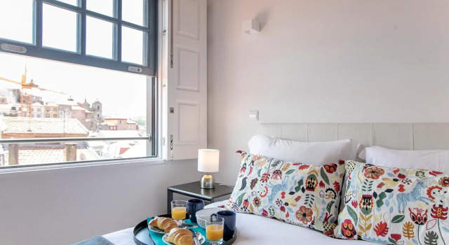 Newly Renovated Cozy Central Loft w/ AC by LovelyStay