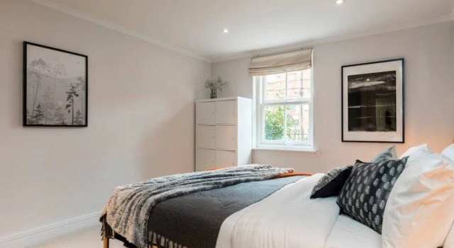 Amazing Designer 2 bed in Barons Court/west Ken, Забронировать Отель Отели Англии 3 звезды, 3*