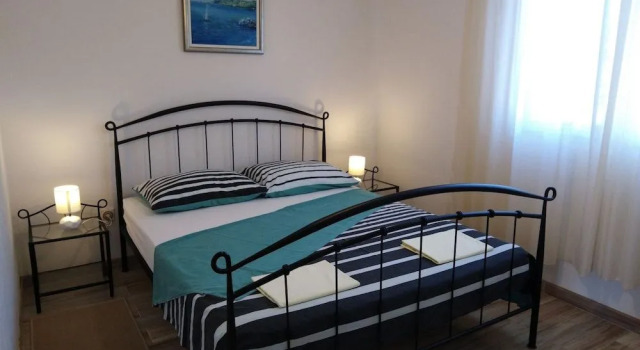 Apartment Jakov, Buchen Sie Ferienwohnung Hotels in Gespanschaft Split-Dalmatien mit Pool, Schwimmbad
