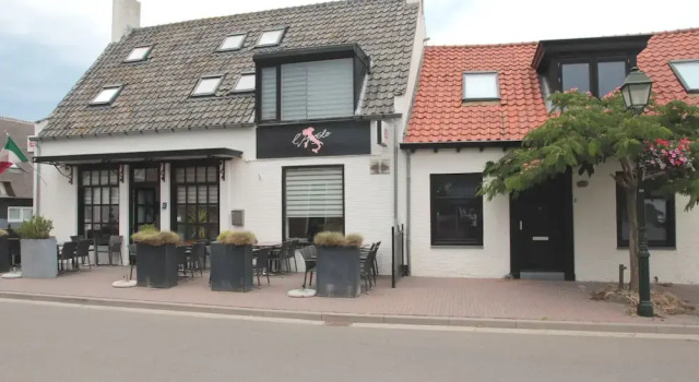 Beautiful Villa Near the Beach of Cadzand