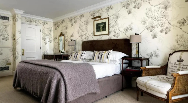 Люкс The Vineyard Hotel