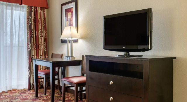 Четырёхместный номер Standard Quality Inn Bloomington Near University