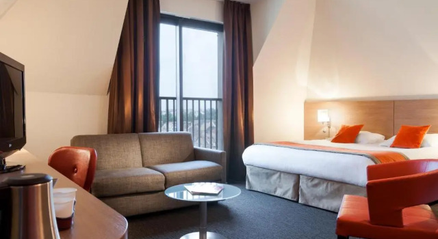 Двухместный семейный номер Standard Kyriad Hotel Strasbourg Lingolsheim