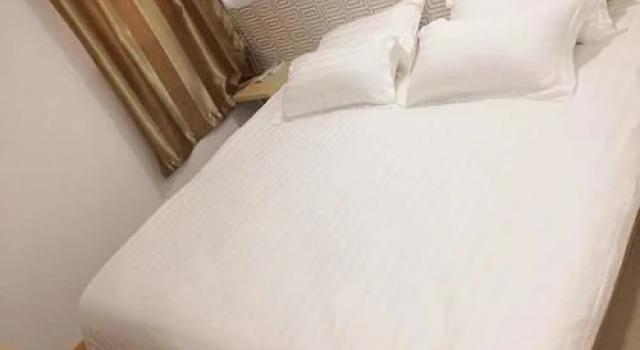 99 Chain Hotel