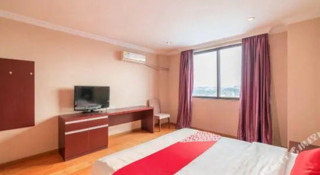 Chuanqi Hotel, Boek Hotel Hotels in Guangdong met parkeren, Parkeren