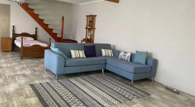 Stunning Private Cottage in the Heart of Nyanga - 2095, Buchen Sie Ferienhaus Villen in Manicaland, Villa