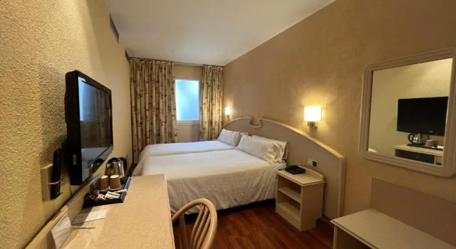 Двухместный номер Basic Hotel Lleó