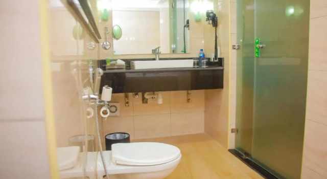 Люкс Holiday Inn Dar Es Salaam by IHG