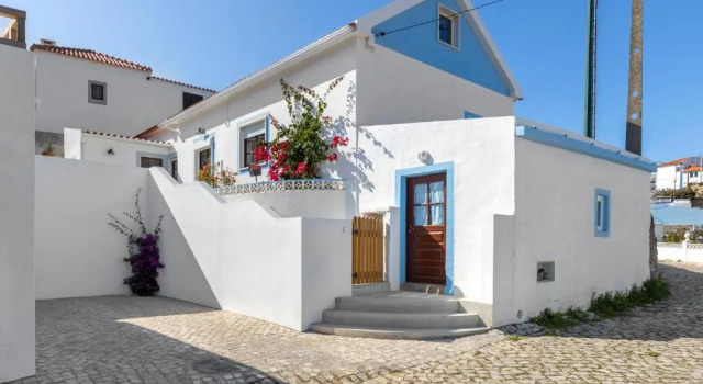 Вилла Carvoeira Surf & Family Villa