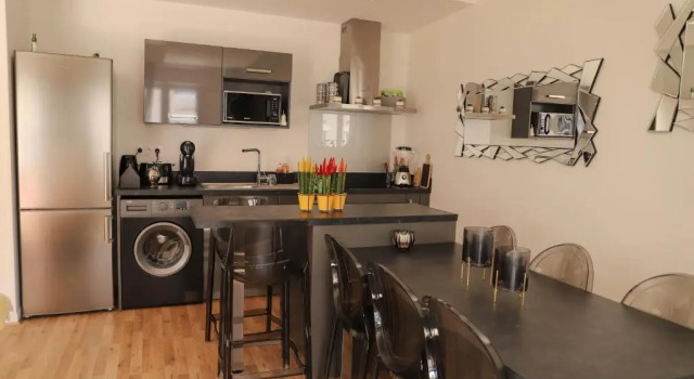 Charmant T3 Jaude + Terrasse Et Garage, Забронировать Апартаменты/квартира Отели Клермон-Ферран с парковкой, рядом с Maison de la Culture, Парковка