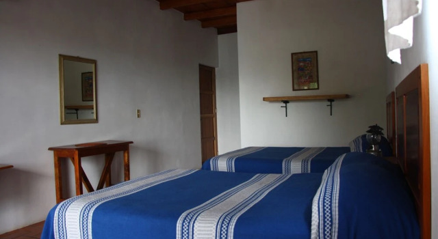 Şehir manzaralı Balkonlu Klasik dört kişilik oda Posada La Vereda