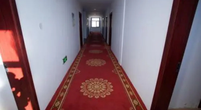 Bashang Sihai Hotel, Book Hotel Jing Peng Zhen Inner Mongolia