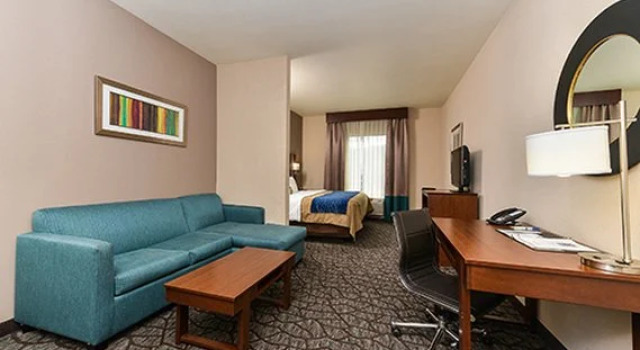 Comfort Inn & Suites, Réserver Hôtel Junction City Kansas