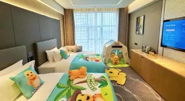 Семейный тент Grand Rezen Hotel  Chong Zuo