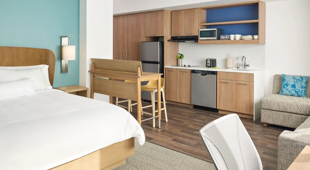 Четырёхместный люкс Element by Marriott Sacramento Airport