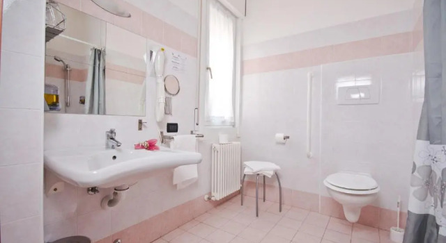 Четырёхместный номер Standard Hotel Martinelli