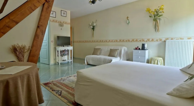 Двухместный номер Comfort с балконом Le Pas de LAne Chambres dhôtes