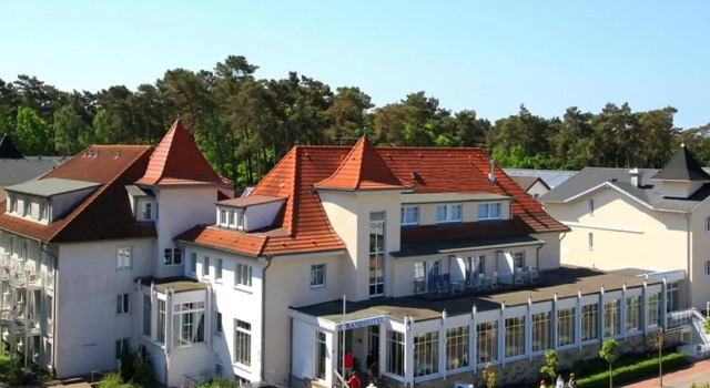 R&R Strandhotel Baabe, Забронировать Апарт-отель Апарт-отели Остзеебад-Баабе, Апарт-отель