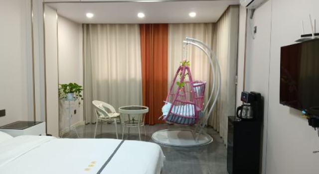 Qingyuxuan Homestay (Chaohu College), Prenota Hotel Hotel a Anhui con parcheggio, Parcheggio