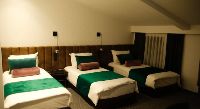 Bahçe manzaralı Standart üç kişilik oda Hotel Rubis