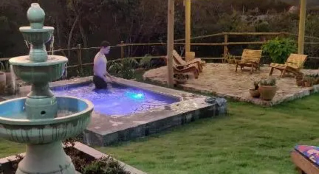 Vila Celso de Gil, aconchego, privacidade, internet, casas de campo 300m da cachoeira da Boa Vista , próximo Vale do Capão, Забронировать Отель Отели штата Баия с бассейном, Бассейн