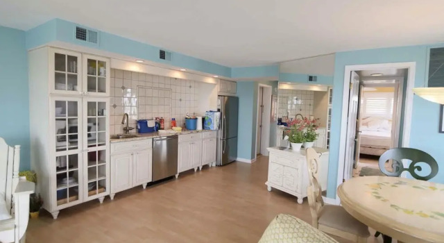 Oceanfront Avalon Home Steps Away From Town, Забронировать Дом для отпуска Виллы Джерси-Шор, Вилла